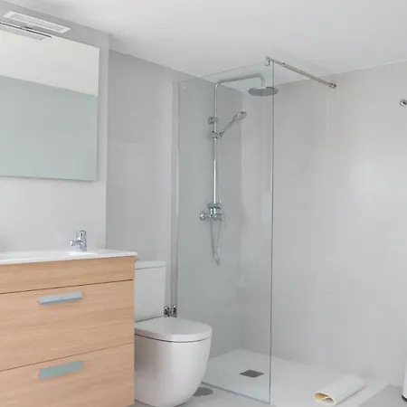 Con Bano Y Entrada Independiente Appartement *